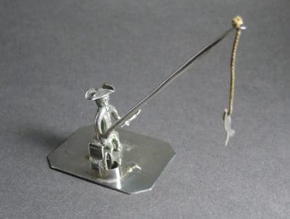 P1320128 420x318 - Miniatuur visser