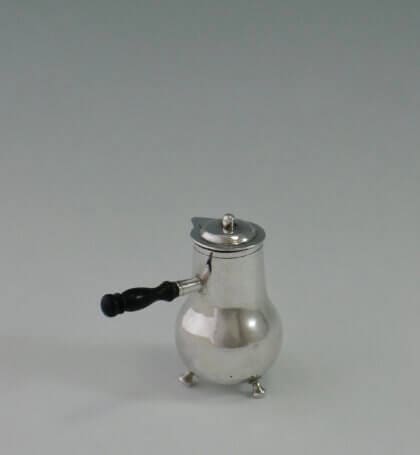 P1390804 420x455 - Miniatuur koffiepot