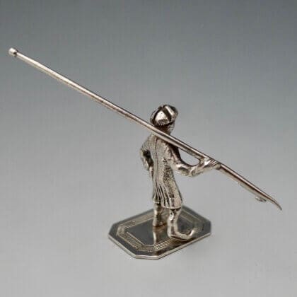 P1410613 420x420 - Miniatuur schaatser (verkocht)